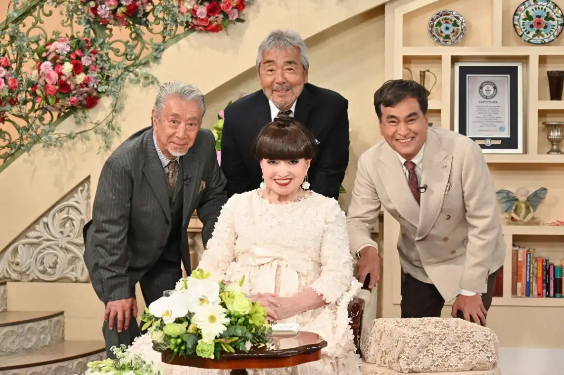 Terao Akira, Takada Junji, and Ishihara Yoshizumi appear on "Tetsuko's Room" 50th anniversary special