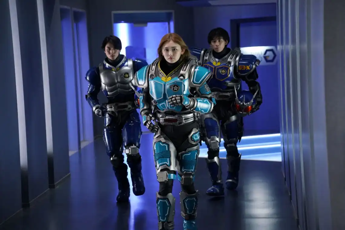 Yuchami makes her first film appearance as "Kamen Rider G6"!